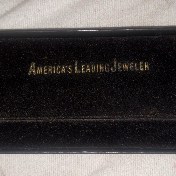 Estate Sale Vintage Silver - Picture 9 of 9